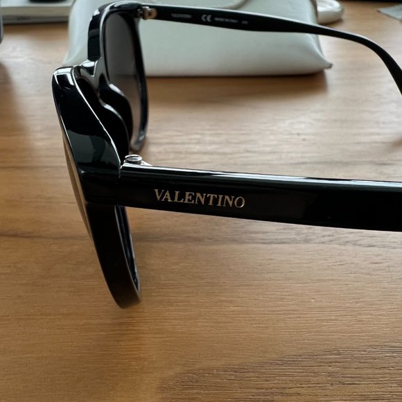 Valentino Sun Glasses - Picture 2 of 7